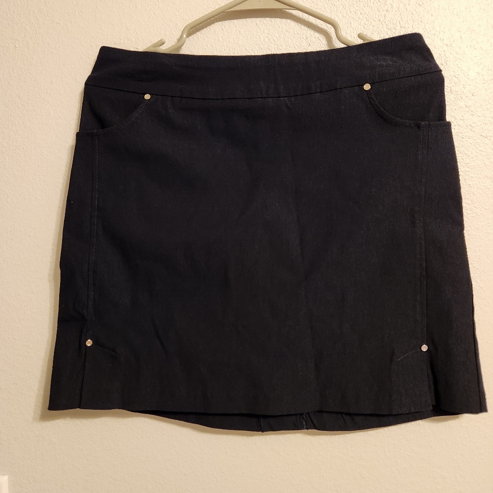 Coconut Row Skort Black size 6P golf mini  skirt like new